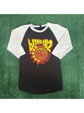 Vintage Y2K Blink 182 Tour T-Shirt Punk Rock Band Raglan Tee